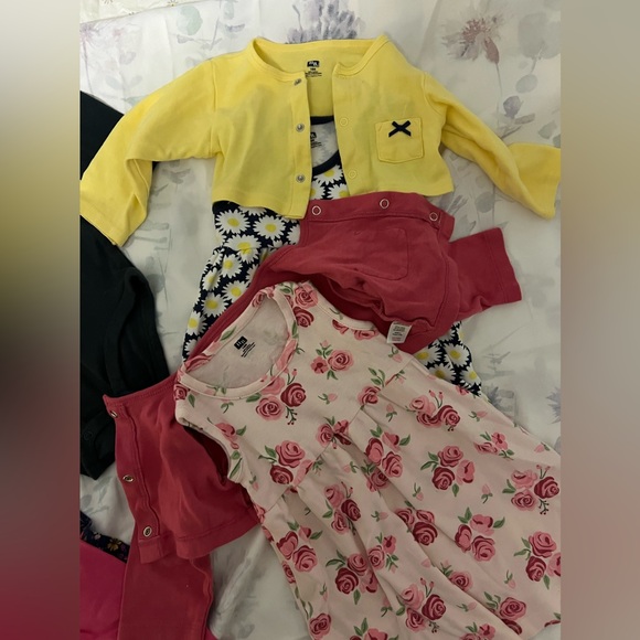 8 pc Baby girl bundle 18 months - Picture 5 of 5